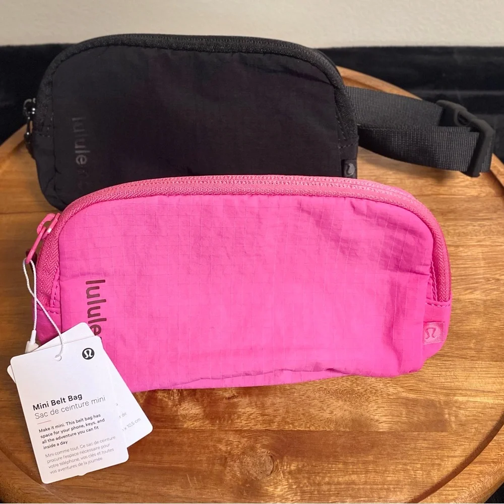 Lululemon Bundle of TWO Mini .7L Belt Bags | Sonic Pink & Black - Picture 5 of 15